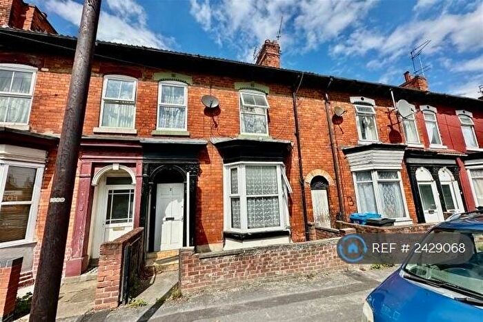 4 Bedroom Terraced House To Rent In Hinderwell Street, Hull, HU5