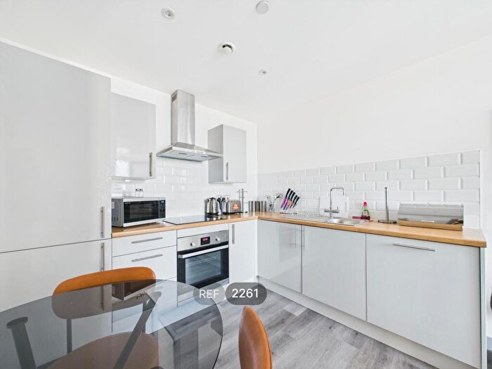 1 Bedroom Apartment To Rent In George House, - George Street, HU1