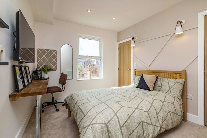 2 Bedroom Terraced House To Rent In Thesiger Street, - Bed, LN5