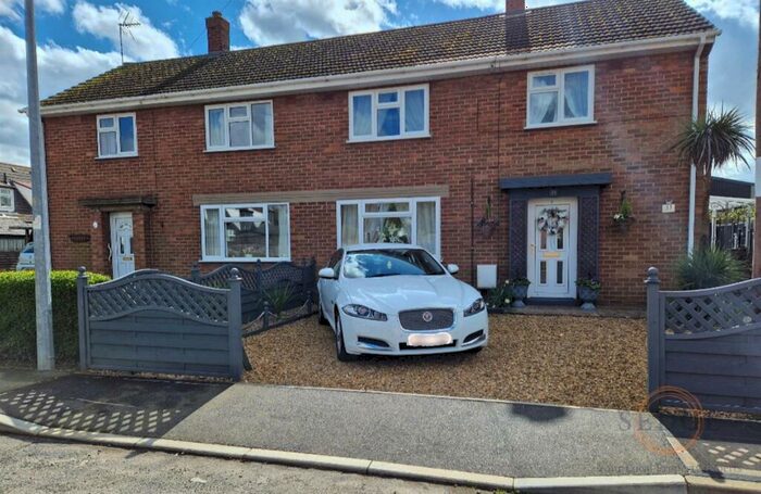 3 Bedroom Semi-Detached House For Sale In Lowgate Avenue, Bicker, Boston, PE20