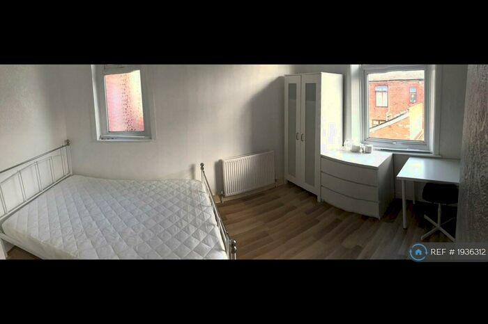 5 Bedroom Terraced House To Rent In Liverpool Street, Salford, M5