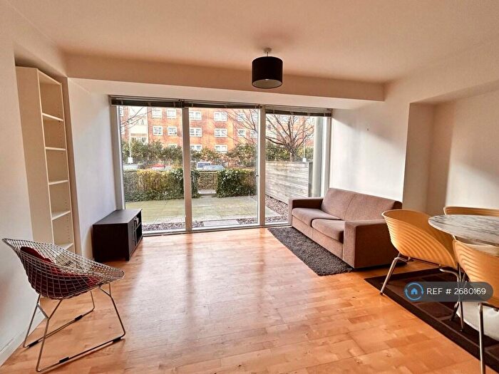 1 Bedroom Flat To Rent In The Avenue, Leeds, LS9