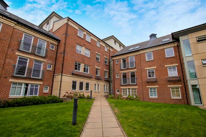 2 Bedroom Flat To Rent In Fulford Place, York, YO10