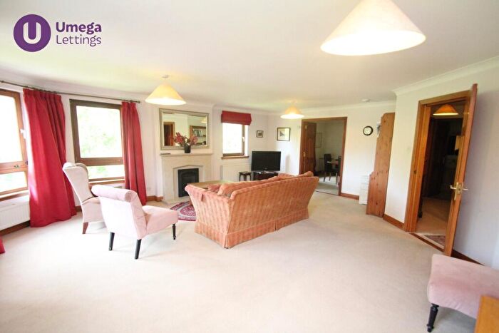 3 Bedroom Apartment To Rent In Whitehouse Loan, Bruntsfield, Edinburgh, EH9