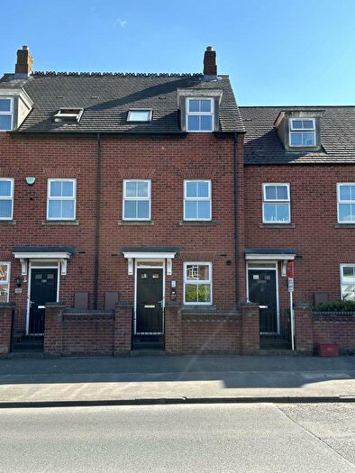 3 Bedroom Town House To Rent In Ashby Road, Coalville, LE67