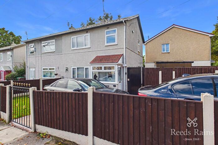 3 Bedroom Semi-Detached House For Sale In Firbank Road, Manchester, Greater Manchester, M23