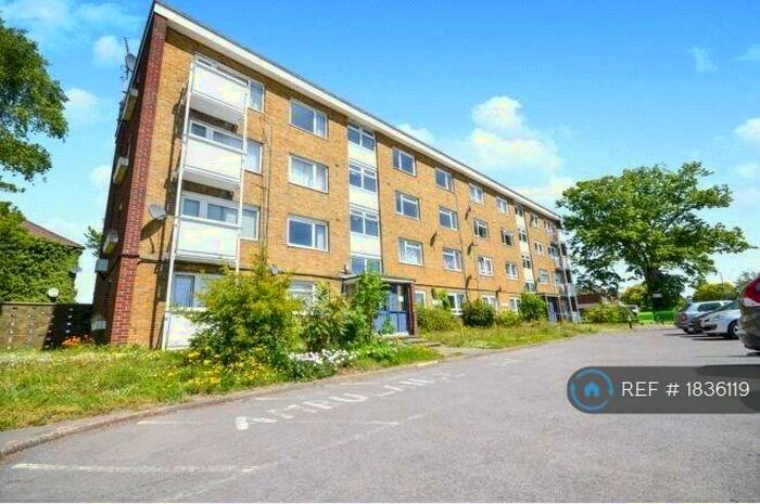 2 Bedroom Flat To Rent In Shirley, Southampton, SO15