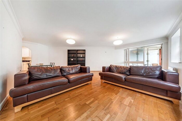 2 Bedroom Flat To Rent In Macmillan Way, Church Lane, London, SW17
