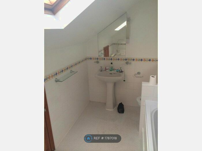 4 Bedroom Terraced House To Rent In Broomfield Road, Coventry, CV5