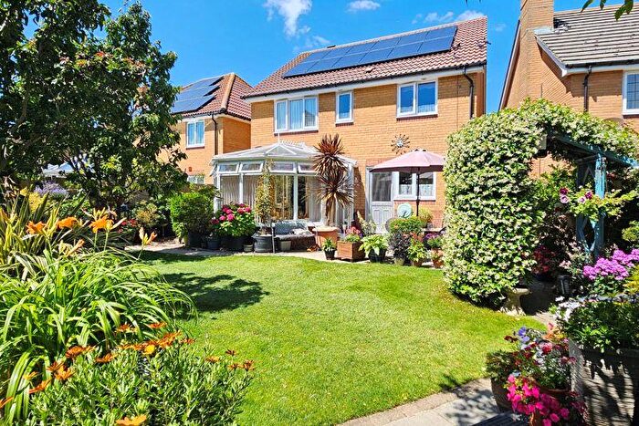 3 Bedroom Detached House For Sale In Megson Drive, Lee-On-The-Solent, PO13