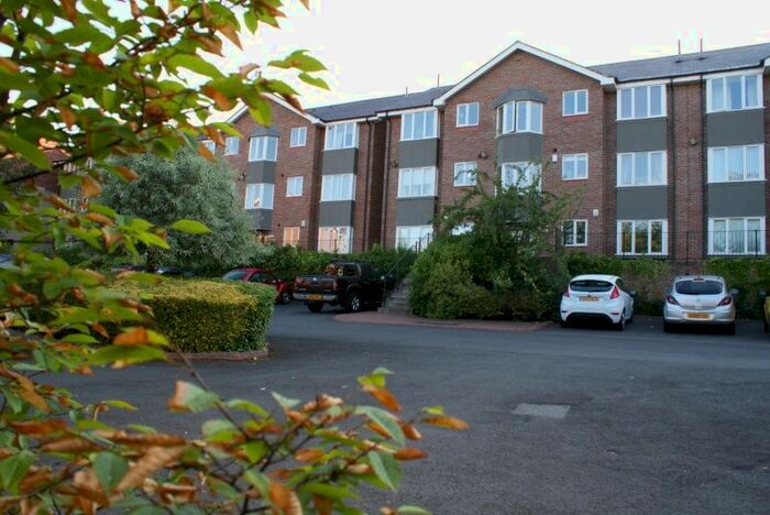 2 Bedroom Flat To Rent In Forster Court, Low Fell, Low Fell, NE9