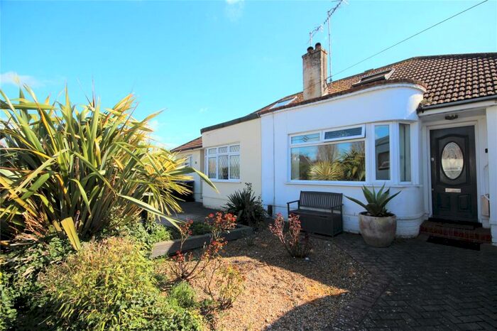 1 Bedroom Apartment To Rent In Monks Avenue, Lancing, West Sussex, BN15