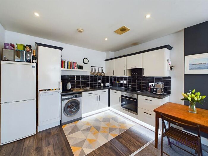 2 Bedroom Apartment To Rent In Chertsey, Surrey, KT16