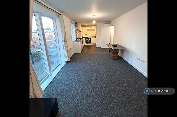 2 Bedroom Flat To Rent In Callender Road, Erith, DA8