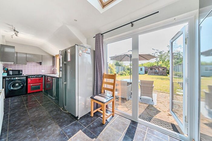 3 Bedroom Semi-detached House For Sale In Victoria Road, Knaphill, Woking, GU21