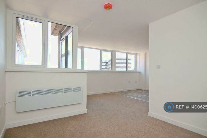 1 Bedroom Flat To Rent In Kings House, Dudley, DY2