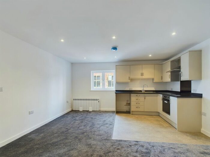 2 Bedroom Flat To Rent In Botchergate, Carlisle, CA1