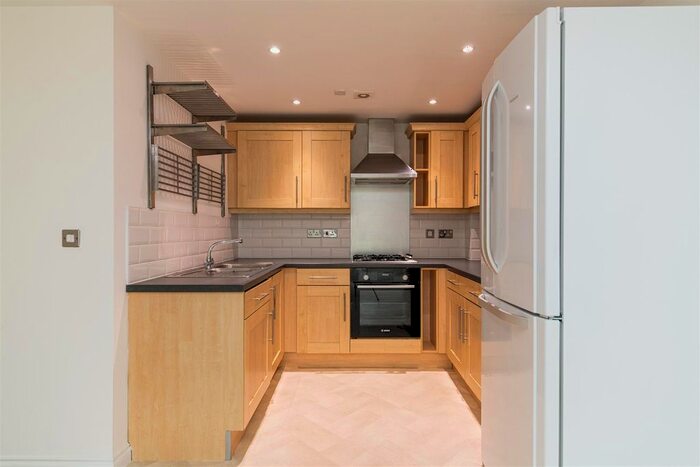 2 Bedroom Flat To Rent In Charlton Court, High Heaton, Newcastle Upon Tyne, NE7