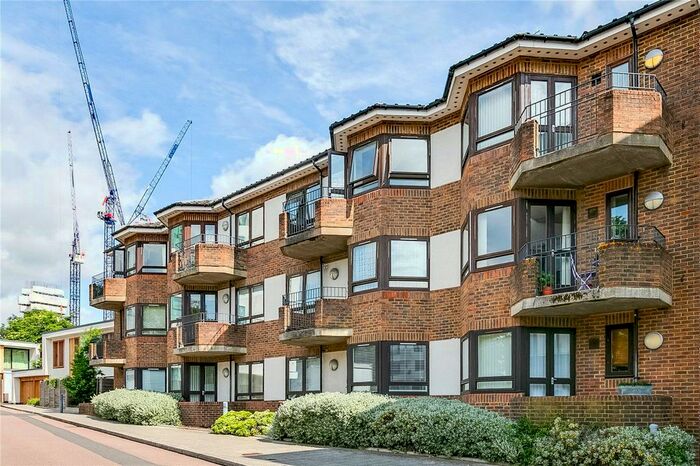 2 Bedroom Flat To Rent In Kew Bridge Court, Gunnersbury, W4