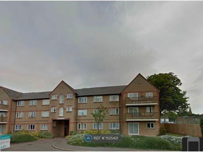 1 Bedroom Flat To Rent In Farnsworth Court, Peterborough, PE2