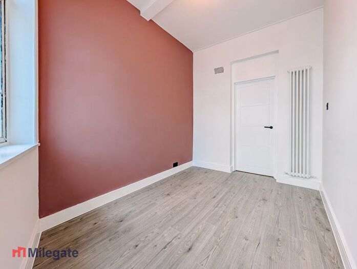 1 Bedroom Flat To Rent In Jackson Road, London, N7