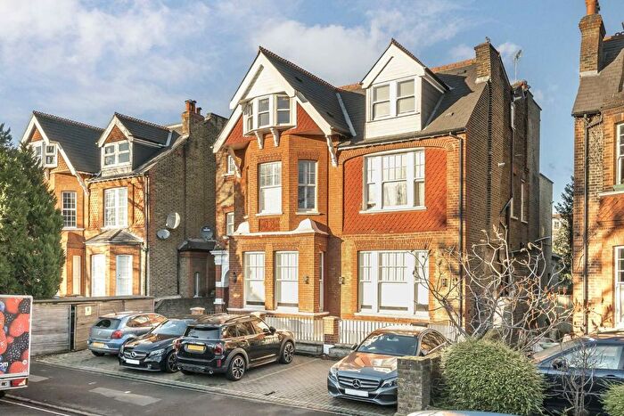 1 Bedroom Flat To Rent In Madeley Road, London, W5