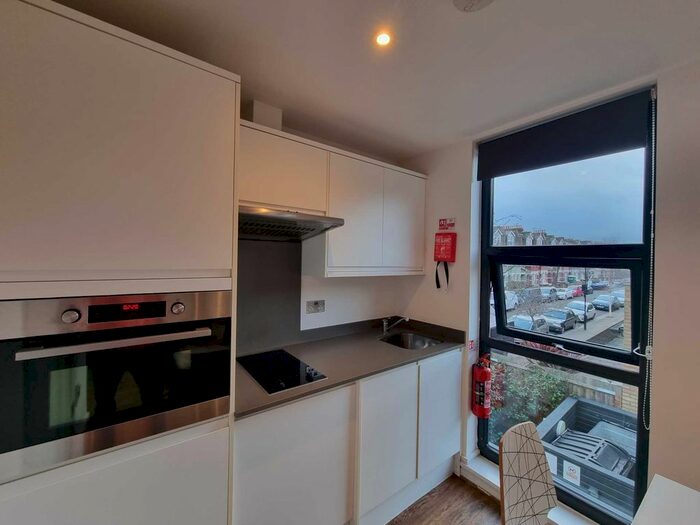 Studio To Rent In Hampden Road, Turnpike Lane, N8