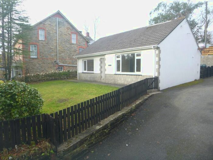 2 Bedroom Detached Bungalow To Rent In Victoria Road, Camelford, Cornwall PL32