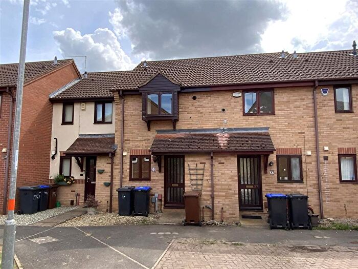 2 Bedroom Terraced House For Sale In Woodpecker Way, Northampton, NN4