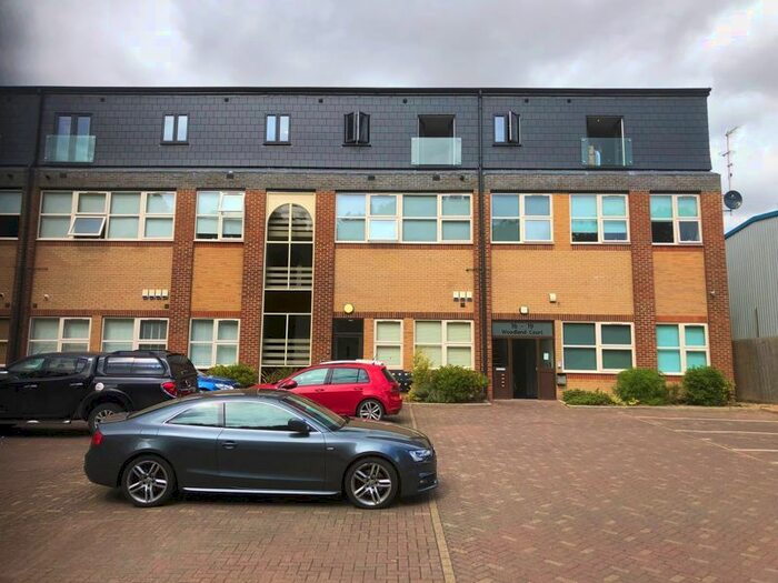 1 Bedroom Flat To Rent In Woodland Court, Soothouse Spring, Childwick Green, St Albans, AL3