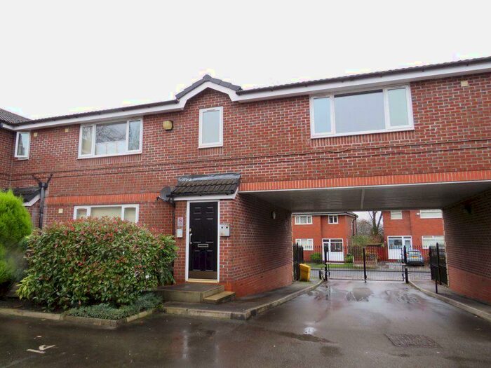 1 Bedroom Flat To Rent In St Gabriels Mews, Middleton, M24