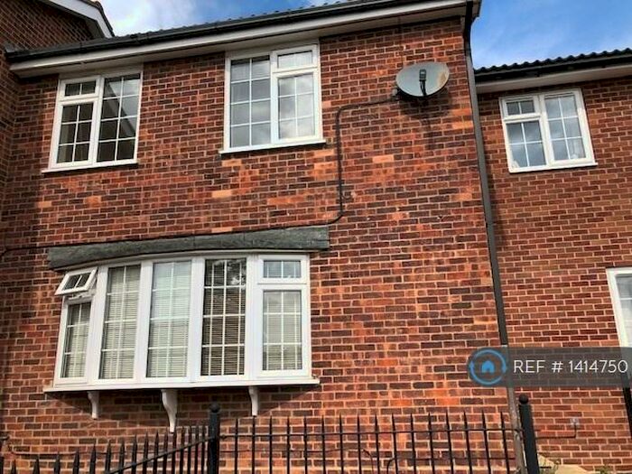 4 Bedroom Terraced House To Rent In Leam Close, Colchester, CO4