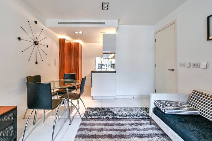 1 Bedroom Flat To Rent In Osnaburgh Street, Camden, London, NW1