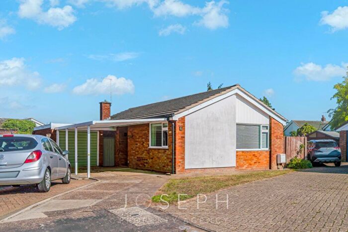 3 Bedroom Detached Bungalow For Sale In Packard Place, Bramford, IP8