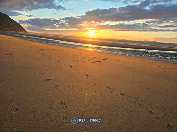 1 Bedroom Flat To Rent In Oxford Arcade, Penmaenmawr, LL34