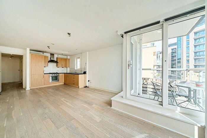 1 Bedroom Flat For Sale In Osiers Road, Putney, London, SW18