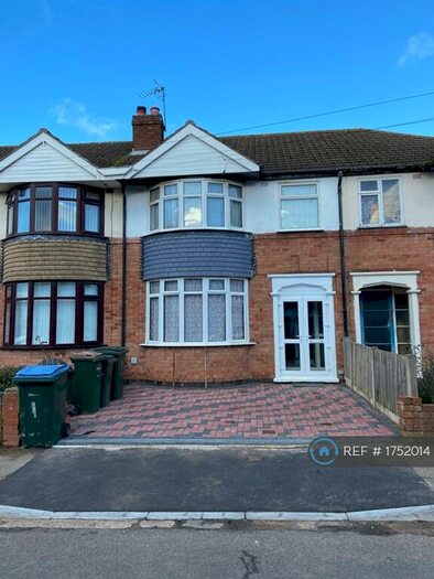 4 Bedroom Detached House To Rent In Foxford Crescent, Coventry, CV2