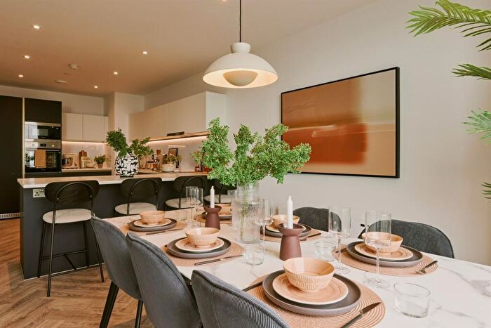 2 Bedroom Apartment To Rent In Cortland At Colliers Yard, M3