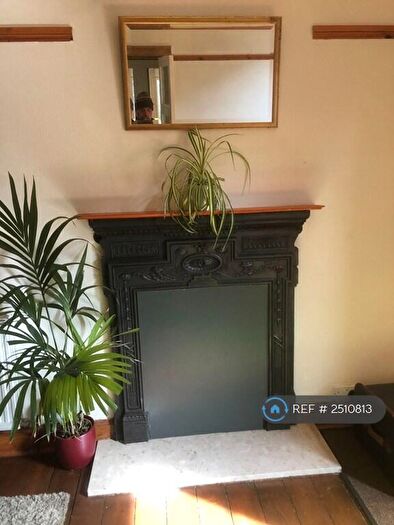 1 Bedroom Flat To Rent In Waverley Park, Edinburgh, EH8