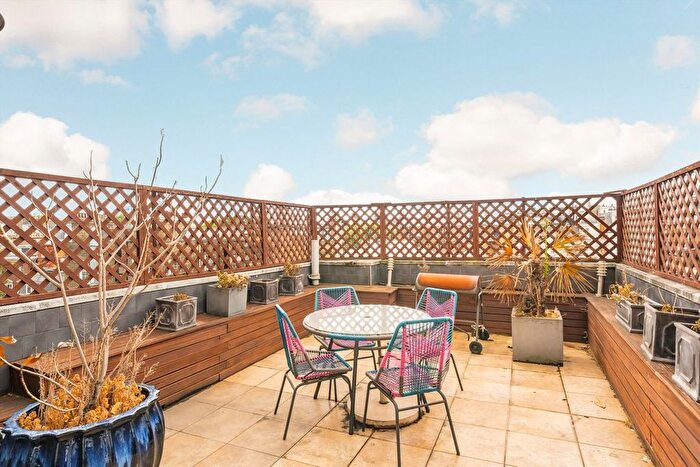 2 Bedroom Flat To Rent In Cromwell Road, London, SW7