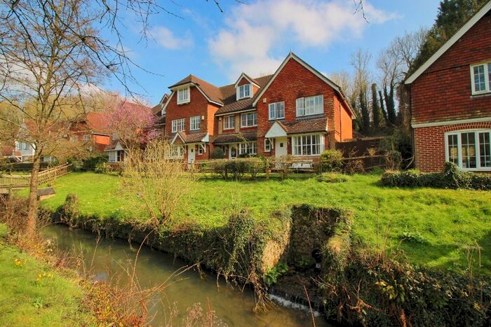 3 Bedroom End Of Terrace House For Sale In Basted Lane, Basted Mill, TN15