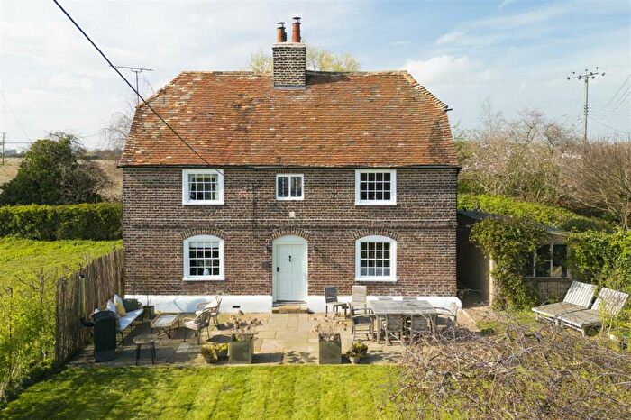 3 Bedroom Detached House For Sale In Padbrook Cottage, Padbrook Lane, Elmstone, CT3