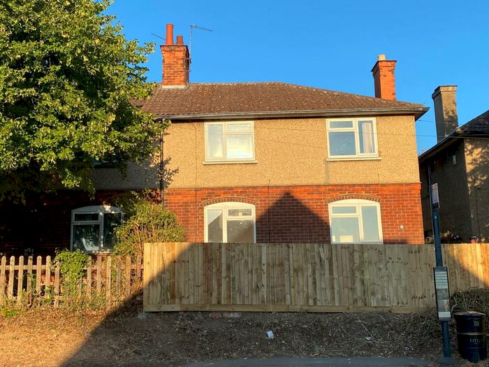 4 Bedroom House To Rent In Windmill Banks, Higham Ferrers, Rushden, NN10