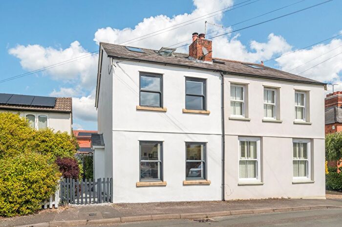 3 Bedroom Detached House For Sale In Coworth Road, Ascot, SL5