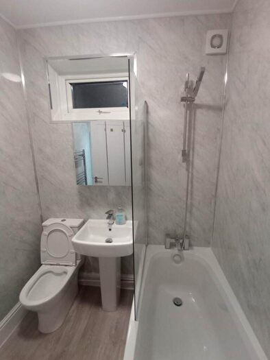 1 Bedroom Apartment To Rent In Allport Road, Wirral, CH62