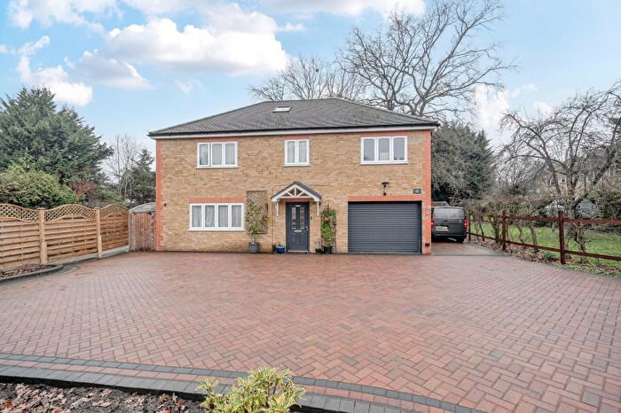 5 Bedroom Detached House For Sale In Iver, South Bucks, Bangors Road North, SL0