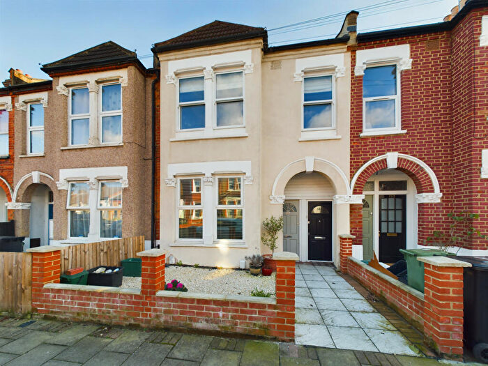 1 Bedroom Maisonette To Rent In Blandford Road, Beckenham, Kent, BR3