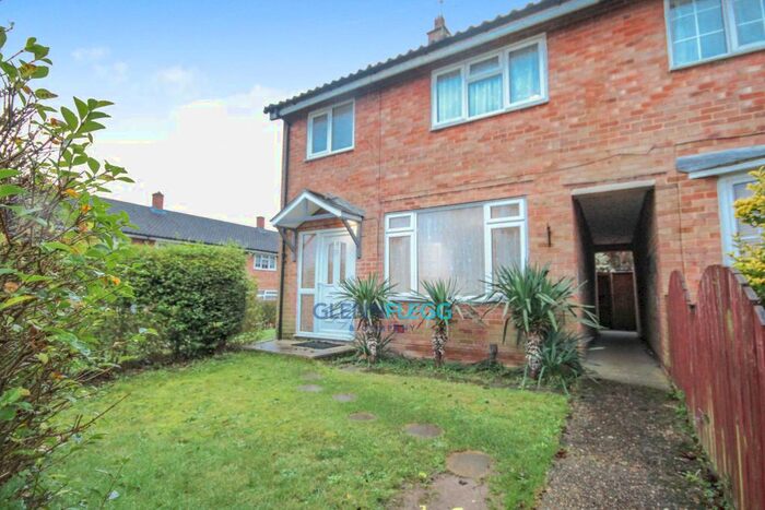 3 Bedroom End Of Terrace House To Rent In Dove House Crescent, Slough SL2