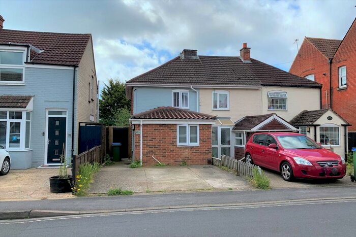 2 Bedroom House To Rent In Gordon Road, Fareham, PO16