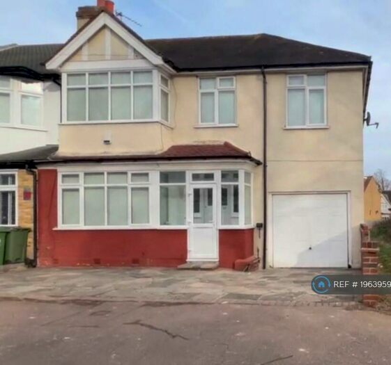 4 Bedroom End Of Terrace House To Rent In Ranfurly Road, Sutton, SM1